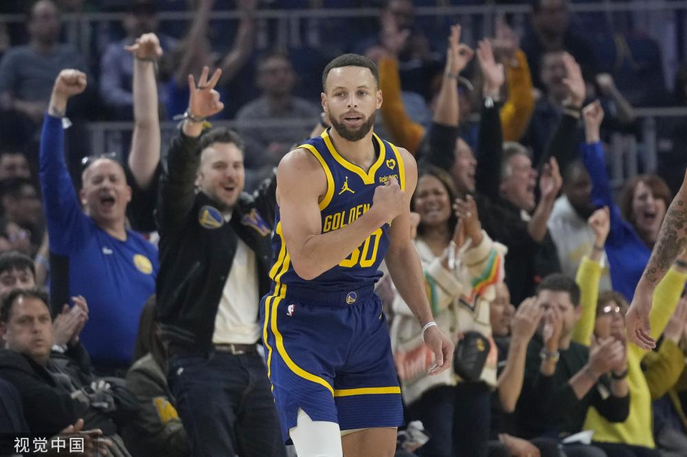 萨缪尔森在 萨缪尔森在