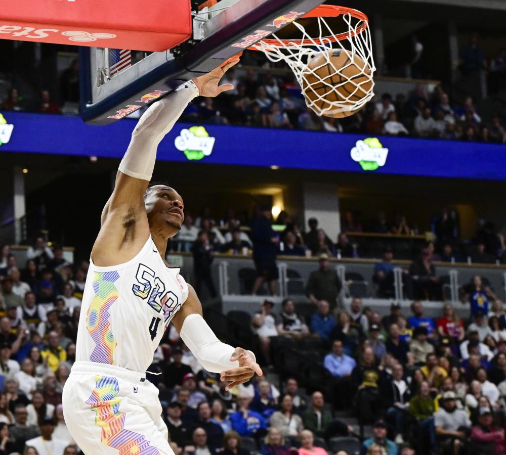 外观众对她 外观众对她